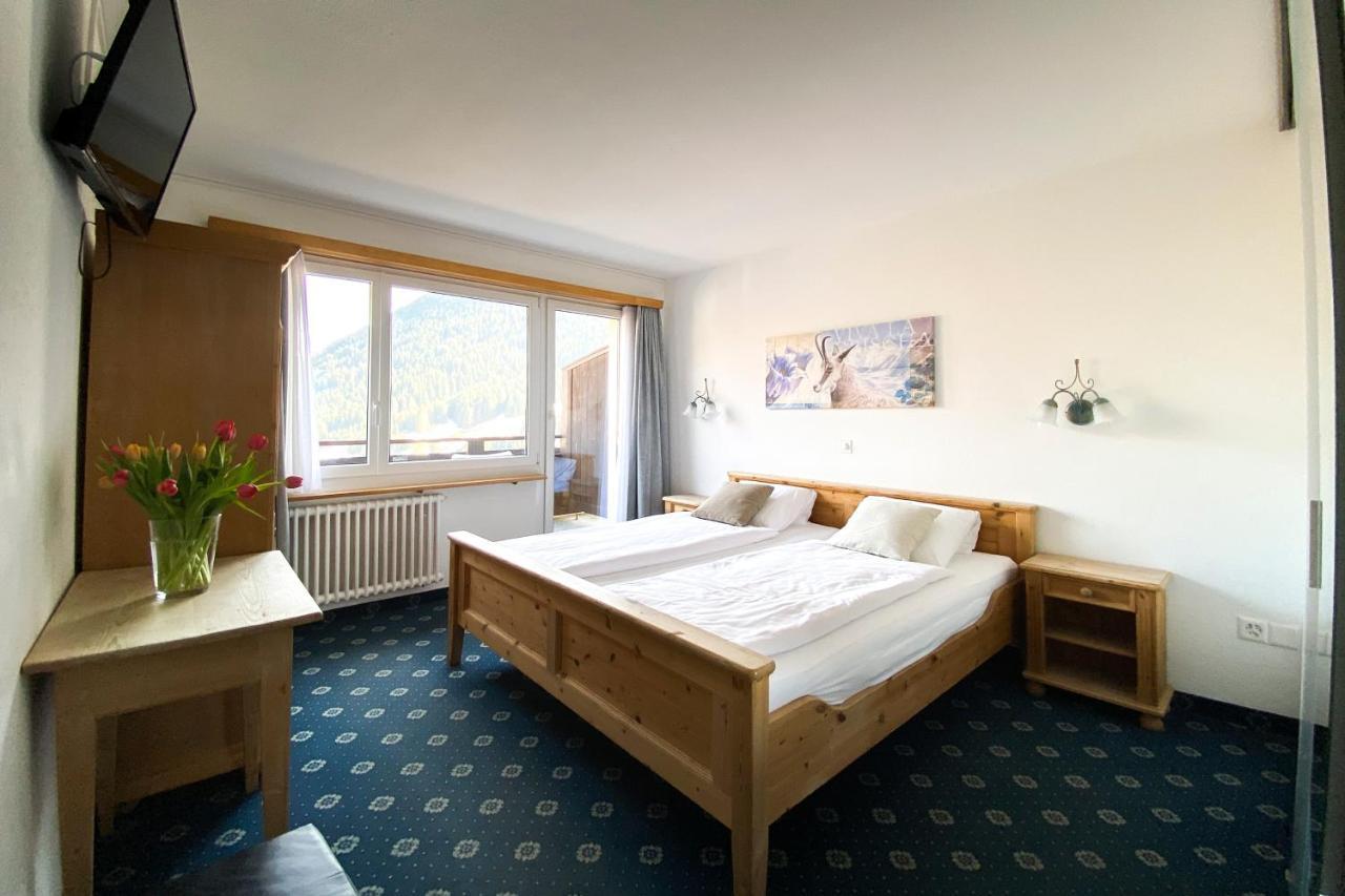 Cresta Sedrun Hotell Exteriör bild