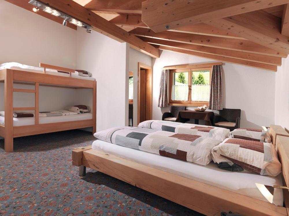 Cresta Sedrun Hotell Exteriör bild